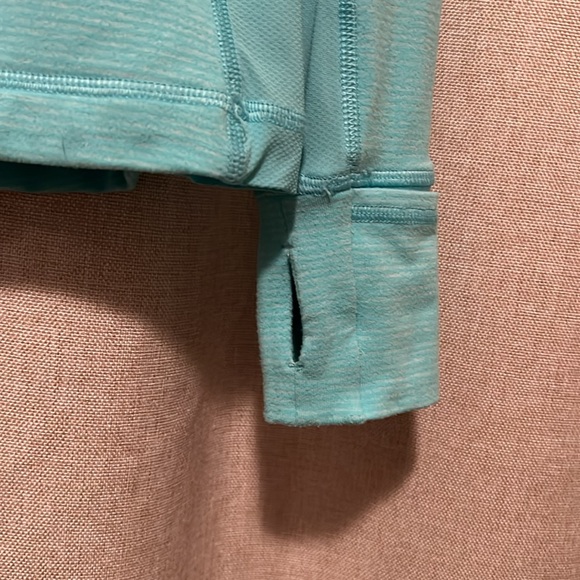 Lululemon Run Full Tilt Half Zipper Pullover Ruffle Women's Size 8 - Picture 4 of 8